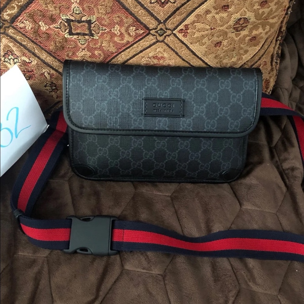 Gucci Fanny Pack - Picture 2 of 8